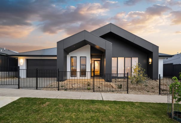 Oscar 35 display home in Leneva