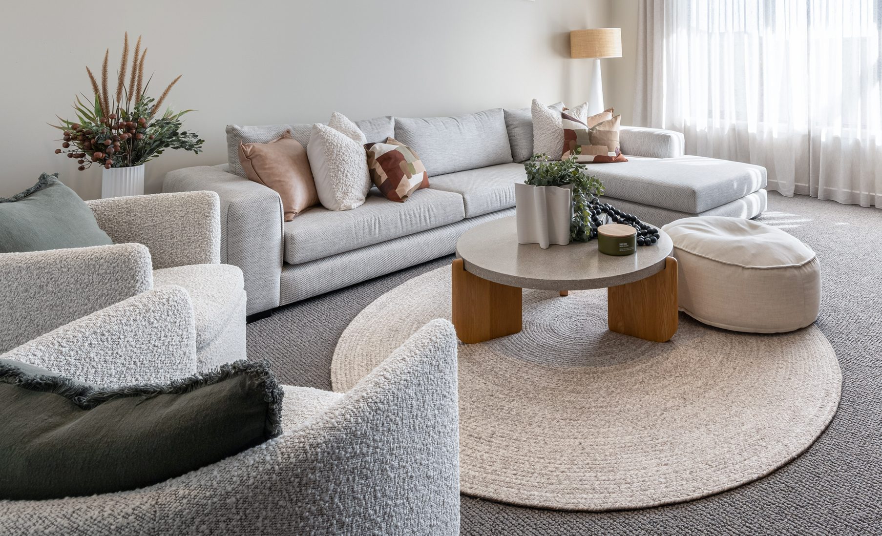 Spacious Evolve lounge with neutral décor